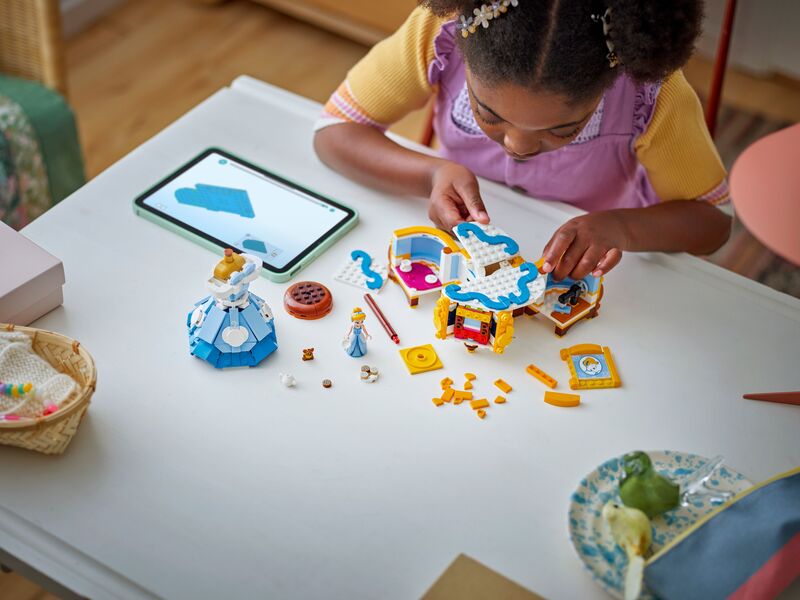 LEGO Disney Princess Cinderella's Dress (43266) φωτογραφία