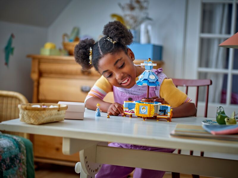 LEGO Disney Princess Cinderella's Dress (43266) φωτογραφία