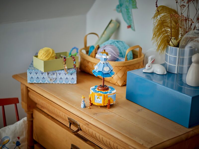 LEGO Disney Princess Cinderella's Dress (43266) φωτογραφία