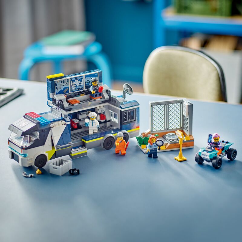 LEGO City Police Mobile Crime Lab Truck (60418) φωτογραφία
