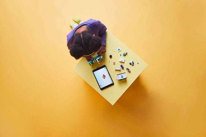 LEGO City Emergency Ambulance (60451) φωτογραφία