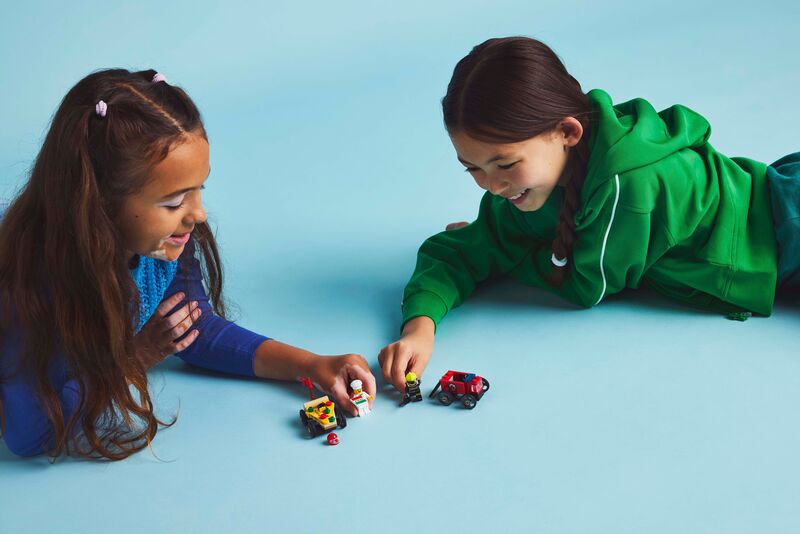 LEGO® City Pizza vs. Fire Truck Race Car (60458) - φωτογραφία 7