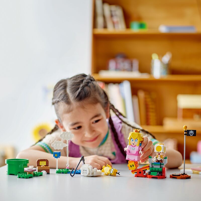 LEGO Super Mario Adventures With Interactive Lego Peach (71441) φωτογραφία