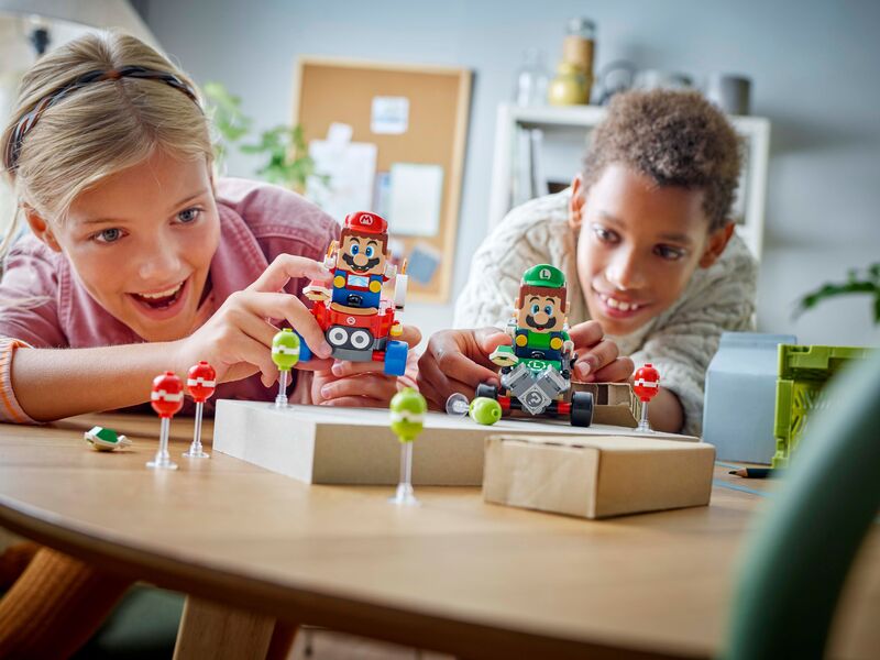 LEGO Super Mario Kart-Baby Mario vs. Baby Luigi (72034) φωτογραφία