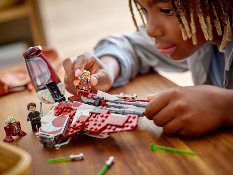 LEGO® Star Wars Ahsokas's Jedi Interceptor (75401) φωτογραφία