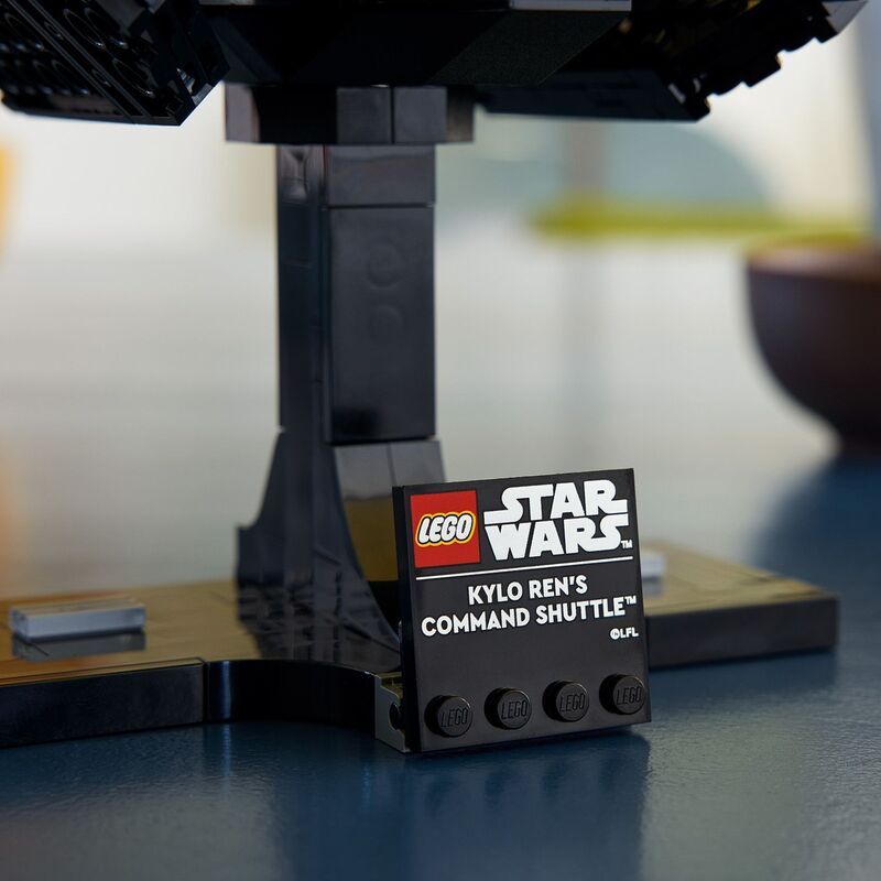 LEGO® Star Wars Kaylo Ren's Command Shuttle (75406) φωτογραφία