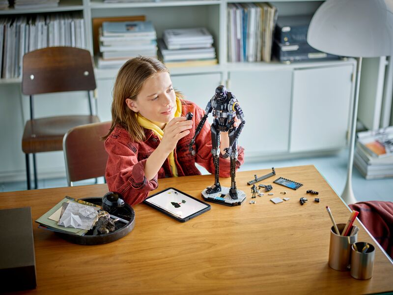 LEGO® Star Wars K-2SO Security Droid (75434) - φωτογραφία 6