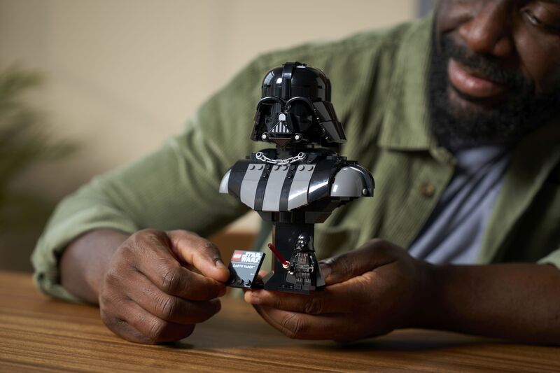 LEGO® Star Wars Darth Vader Bust (75439) - φωτογραφία 7