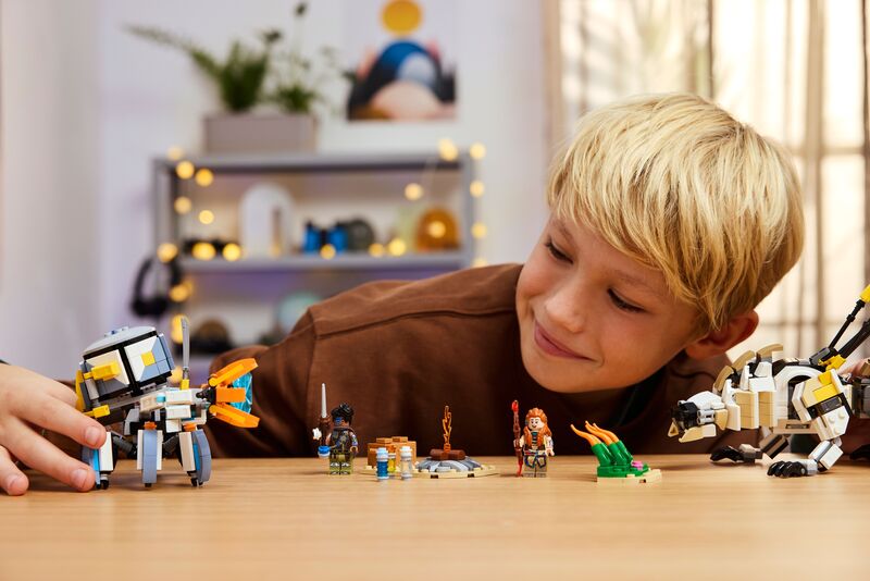 LEGO® Horizon Aloy & Varl vs. Shell-Walker & Sawtooth (77037) φωτογραφία