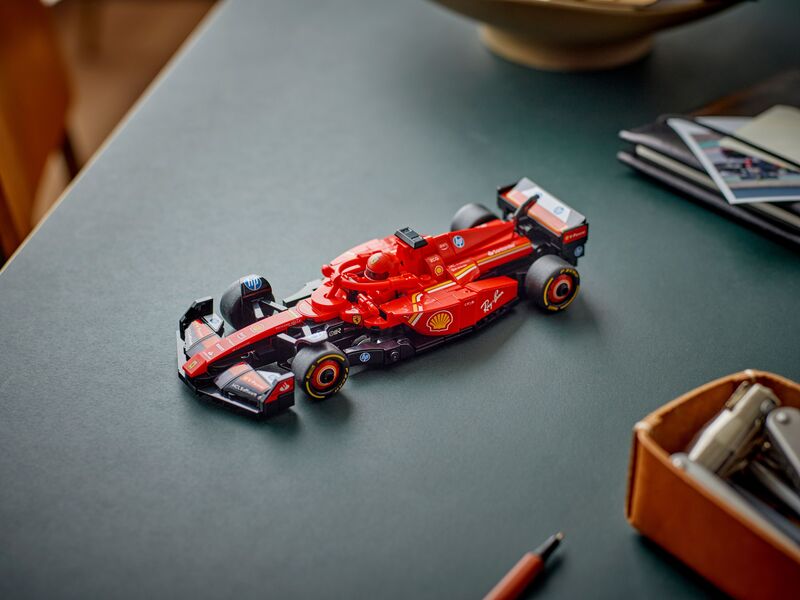 LEGO Speed Champions Ferrari SF-24 F1 Race Car (77242) φωτογραφία