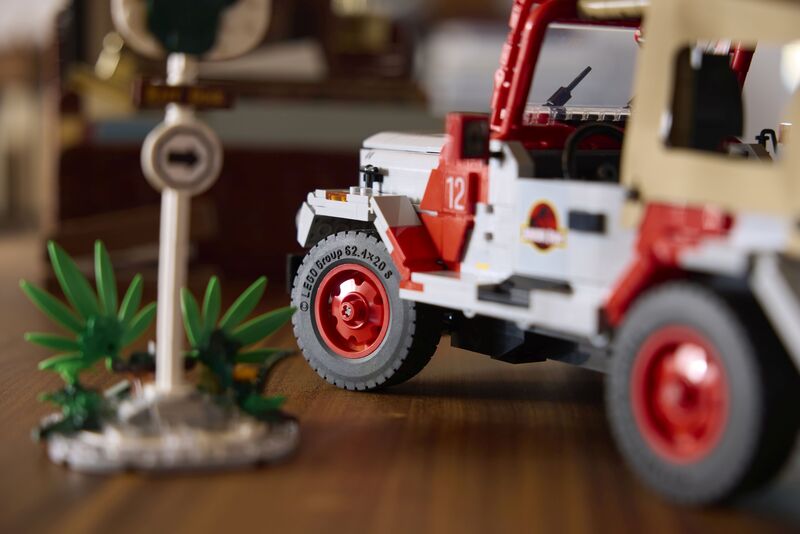 LEGO® Jurassic World Jurassic Jeep Wrangler (77984) - φωτογραφία 6