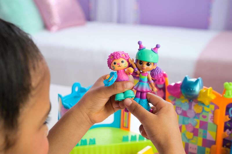 Gabby'S Dollhouse Attic & Skate Park Playset (6069755) - φωτογραφία 4