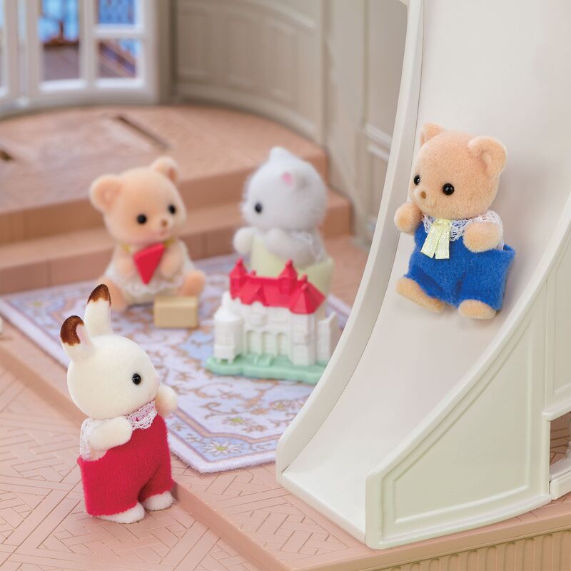 Sylvanian Families Red Roof Riverside Manor (5865) - φωτογραφία 7
